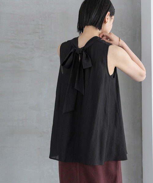 A part by（アパートバイ）の「ボウタイブラウスノースリーブ（Tシャツ/カットソー・レディース・ブラック/アイボリー/ライトオレンジ系5・FREE）」の5枚目の写真