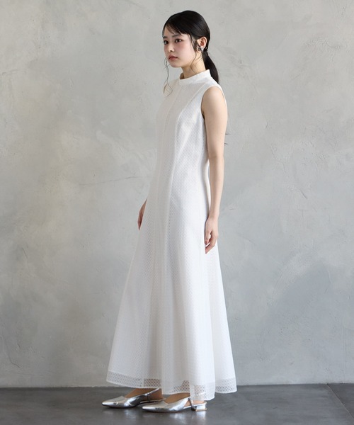 AIMER(エメ)の「シアーチェックレースプチハイネックノースリーブパーティードレス 結婚式 お呼ばれ ドレス 20代 30代(ドレス・レディース・ブラック/ブラウン/マスタード/オフホワイト/イエロー/ダルブルー系・MEDIUM/LARGE)」の18枚目の写真
