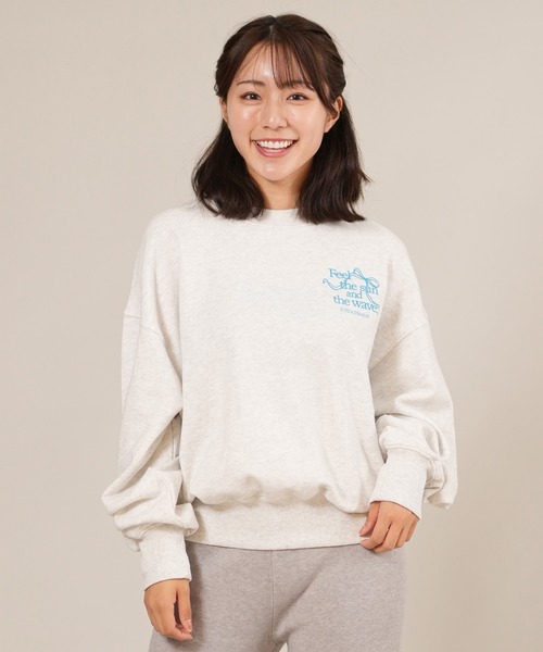 ムラサキスポーツ(ムラサキスポーツ)の「RIKKA FEMME/リッカファム スウェット ワンポイント刺繍 クルーネックトレーナー RF25FW16(スウェット・レディース・ヘザーグレー/モカ・FREE)」の6枚目の写真