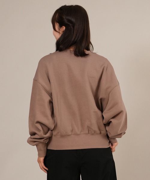 ムラサキスポーツ(ムラサキスポーツ)の「RIKKA FEMME/リッカファム スウェット ワンポイント刺繍 クルーネックトレーナー RF25FW16(スウェット・レディース・ヘザーグレー/モカ・FREE)」の15枚目の写真