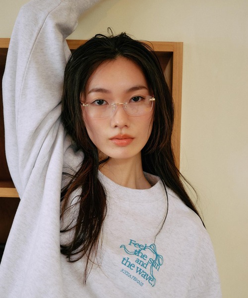 ムラサキスポーツ(ムラサキスポーツ)の「RIKKA FEMME/リッカファム スウェット ワンポイント刺繍 クルーネックトレーナー RF25FW16(スウェット・レディース・ヘザーグレー/モカ・FREE)」の4枚目の写真