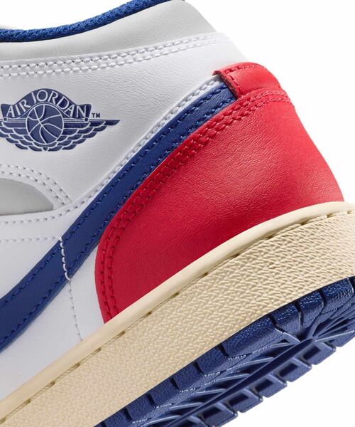 エアジョーダン１LOW ジュニアシューズ23.5cm　ジムレッド エア ジョーダン 1 LOW ジュニアシューズ / Air Jordan 1 Low
