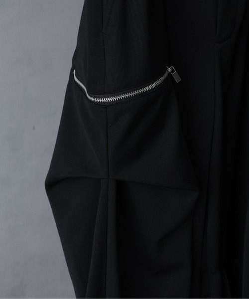 welise（ウェライズ）の「welise×犬飼京 -ephemeral- グレイスフルヘビーTR 3Dタックワイドフレアスラックス（スラックス・メンズ・グレー/チャコールグレー/ブラック・S/M/L）」の22枚目の写真