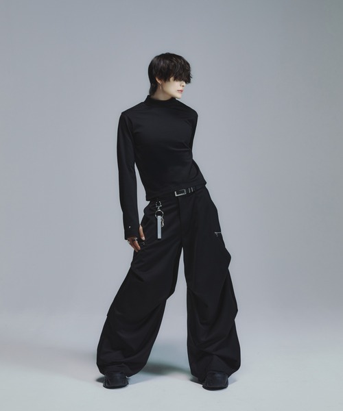 welise（ウェライズ）の「welise×犬飼京 -ephemeral- グレイスフルヘビーTR 3Dタックワイドフレアスラックス（スラックス・メンズ・グレー/チャコールグレー/ブラック・S/M/L）」の8枚目の写真