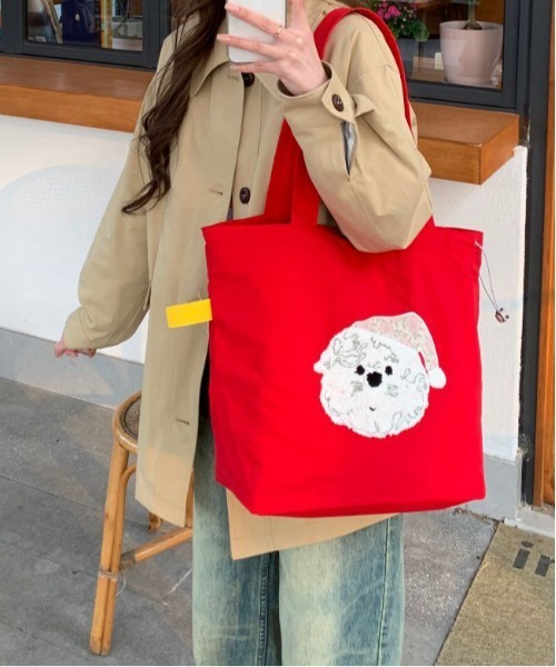 gossip!ロサンゼルス(ゴシップロサンゼルス)の「Y2K ハート刺繍ブラックトートバッグ トートバッグ プールバッグ 水着OK(ショルダーバッグ・レディース・レッド/イエロー/ブラック/オフホワイト/グレー・FREE)」の5枚目の写真
