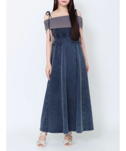 EATME(イートミー)の「ディープスリットオフショルワンピース(ワンピース・レディース・インディゴブルー/ブラック/ライトブルー・FREE)」の3枚目の写真