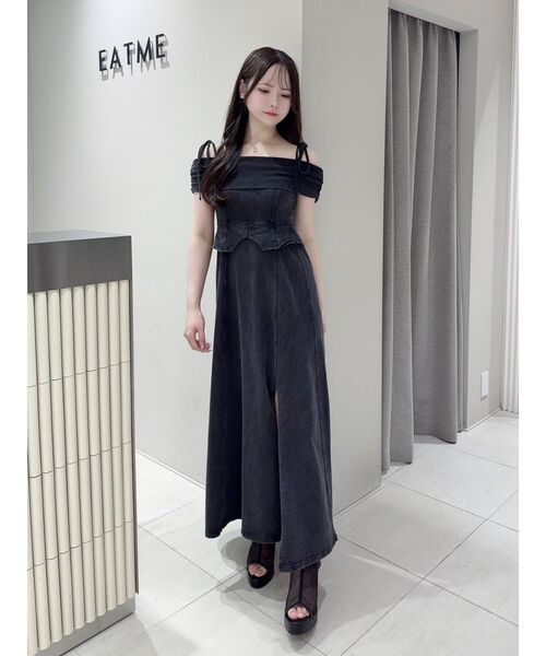 EATME(イートミー)の「ディープスリットオフショルワンピース(ワンピース・レディース・インディゴブルー/ブラック/ライトブルー・FREE)」の5枚目の写真