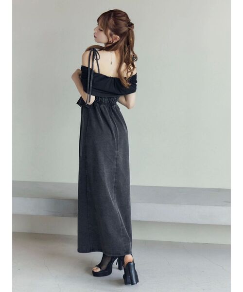 EATME(イートミー)の「ディープスリットオフショルワンピース(ワンピース・レディース・インディゴブルー/ブラック/ライトブルー・FREE)」の11枚目の写真