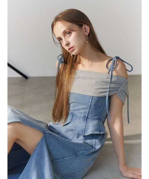 EATME(イートミー)の「ディープスリットオフショルワンピース(ワンピース・レディース・インディゴブルー/ブラック/ライトブルー・FREE)」の18枚目の写真