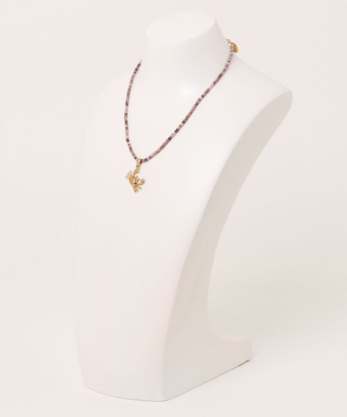 TUWAKRIM（トゥワクリム）の「【TUWAKRIM】Alimango（ネックレス・レディース・ピンク・MEDIUM）」の11枚目の写真