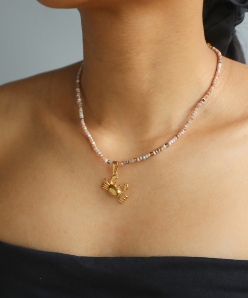 TUWAKRIM（トゥワクリム）の「【TUWAKRIM】Alimango（ネックレス・レディース・ピンク・MEDIUM）」の9枚目の写真