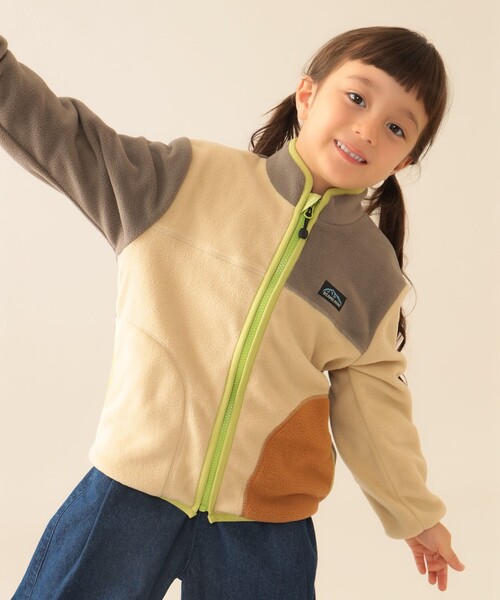 BEAMS mini（ビームスミニ）の「切り替え フリース ジャケット 2025FW（90～150cm）（ブルゾン・キッズ・チャコールグレー/ベージュ・90/150/140/130/120/110/100）」の5枚目の写真