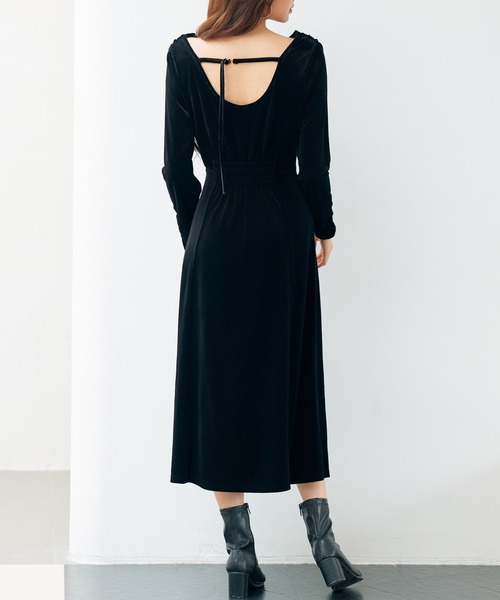 ドレープドネックのベロアワンピース（ワンピース）｜SAISON DE