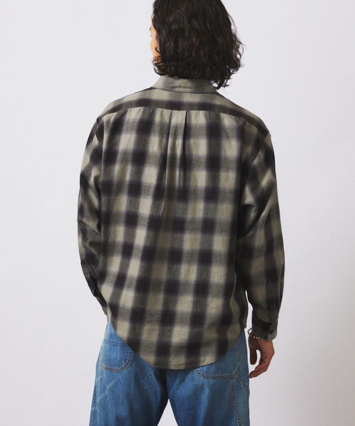 JOURNAL STANDARD relume（ジャーナルスタンダード　レリューム）の「フランネル オンブレ チェック シャツ（シャツ/ブラウス・メンズ・キャメル/ネイビー/チャコールグレー・LARGE/MEDIUM）」の4枚目の写真