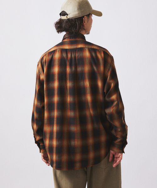 JOURNAL STANDARD relume（ジャーナルスタンダード　レリューム）の「フランネル オンブレ チェック シャツ（シャツ/ブラウス・メンズ・キャメル/ネイビー/チャコールグレー・LARGE/MEDIUM）」の15枚目の写真