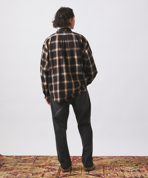 JOURNAL STANDARD relume（ジャーナルスタンダード　レリューム）の「フランネル オンブレ チェック シャツ（シャツ/ブラウス・メンズ・キャメル/ネイビー/チャコールグレー・LARGE/MEDIUM）」の20枚目の写真