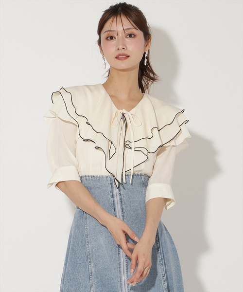 AND COUTURE（アンドクチュール）の「ラッフルハーフスリーブブラウス（シャツ/ブラウス・レディース・ブラック/アイボリー/ダークブルー・FREE）」の21枚目の写真