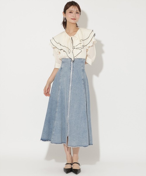 AND COUTURE（アンドクチュール）の「ラッフルハーフスリーブブラウス（シャツ/ブラウス・レディース・ブラック/アイボリー/ダークブルー・FREE）」の14枚目の写真