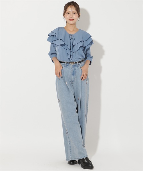 AND COUTURE（アンドクチュール）の「ラッフルハーフスリーブブラウス（シャツ/ブラウス・レディース・ブラック/アイボリー/ダークブルー・FREE）」の6枚目の写真