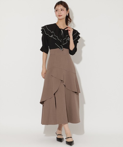 AND COUTURE（アンドクチュール）の「ラッフルハーフスリーブブラウス（シャツ/ブラウス・レディース・ブラック/アイボリー/ダークブルー・FREE）」の9枚目の写真