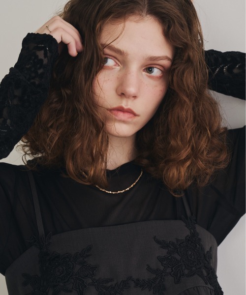 Unitage（ユニテージ）の「ベロアレース切り替えシアートップス（Tシャツ/カットソー・レディース・アイボリー/ブラック・FREE）」の5枚目の写真