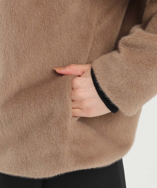 Andemiu（アンデミュウ）の「ノーカラーFファーブルゾン498686（ブルゾン・レディース・グレー/ブラウン/グレイッシュベージュ・FREE）」の11枚目の写真