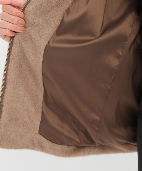 Andemiu（アンデミュウ）の「ノーカラーFファーブルゾン498686（ブルゾン・レディース・グレー/ブラウン/グレイッシュベージュ・FREE）」の8枚目の写真