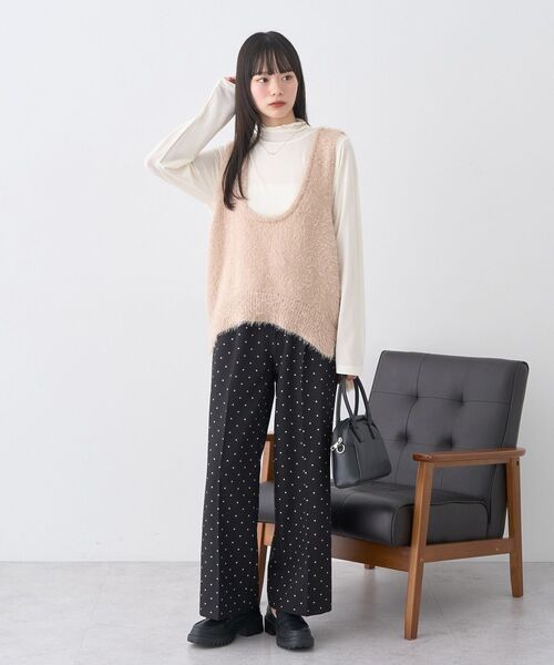 earth music&ecology（アースミュージックアンドエコロジー）の「【吸湿発熱】あったかフェミニンインナー（シアーハイネック）（Tシャツ/カットソー・レディース・オフホワイト/ライトイエロー/ブラック/ブラウン系その他4/ピンク/ライトグリーン/ドット・S/M）」の21枚目の写真