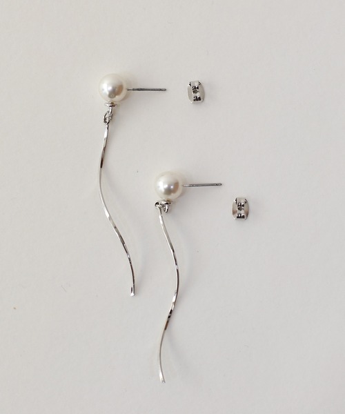 パールラインロングピアス / ニッケルフリー（ピアス（両耳用
