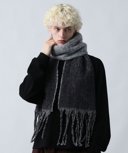 HARE（ハレ）の「【WEB限定】グラデシャギーマフラー(HARE)（マフラー・メンズ・ブラック系その他/ブルー系その他・FREE）」の7枚目の写真