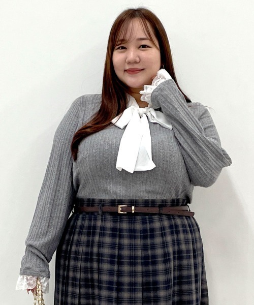 marun（マルン）の「＜大きいサイズ＞ボータイ袖レースニットソー marun（Tシャツ/カットソー・レディース・イエロー/オフホワイト/グレー・L/LL/3L/4L/5L）」の2枚目の写真