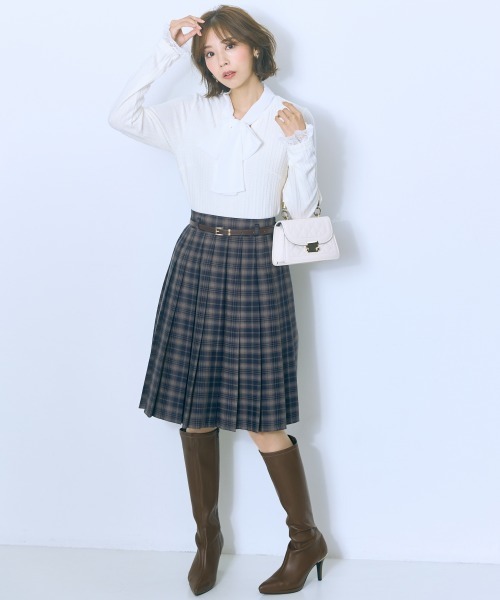 marun（マルン）の「＜大きいサイズ＞ボータイ袖レースニットソー marun（Tシャツ/カットソー・レディース・イエロー/オフホワイト/グレー・L/LL/3L/4L/5L）」の4枚目の写真