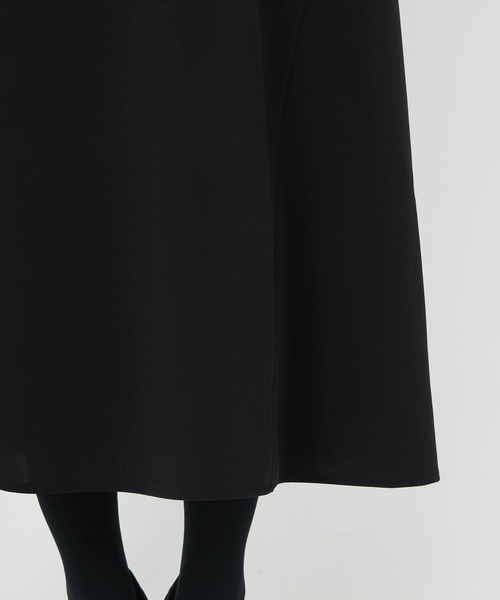 STRAWBERRY-FIELDS（ストロベリーフィールズ）の「パーフェクトジャージ_2タックフレアースカート（スカート・レディース・モカ/ブラック・2）」の9枚目の写真