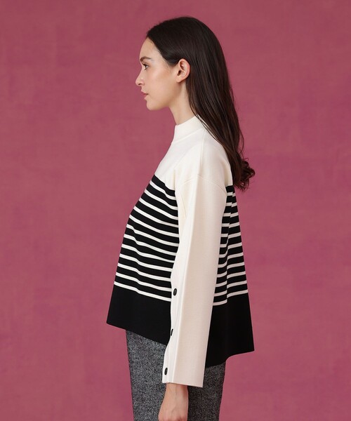 ANAYI(アナイ)の「メリノウール釦スリーブ プルオーバー(ニット/セーター・レディース・ホワイト系その他/オフホワイト/ネイビー・38/36)」の11枚目の写真