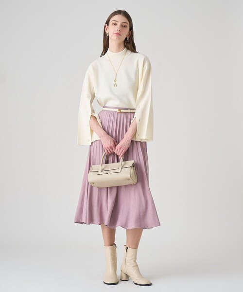 ANAYI(アナイ)の「メリノウール釦スリーブ プルオーバー(ニット/セーター・レディース・ホワイト系その他/オフホワイト/ネイビー・38/36)」の19枚目の写真