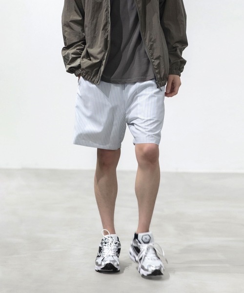 ATTACHMENT（アタッチメント）の「WO/PE ストライプ イージーショーツ / WO/PE STRIPE EASY SHORTS（デニムパンツ・メンズ・レッド/グレー/ブルー・2/3）」の2枚目の写真