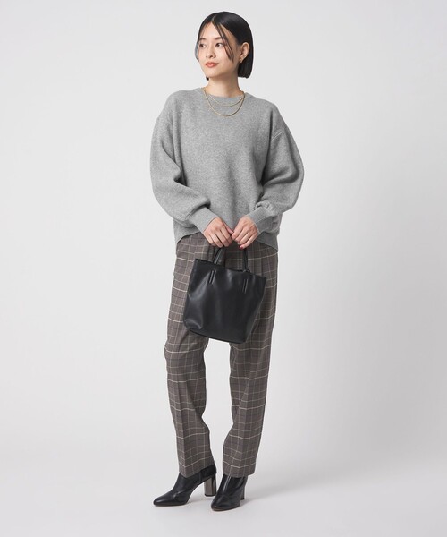 A DAY IN THE LIFE UNITED ARROWS（アデイインザライフユナイテッドアローズ）の「スムース クルーネックニット＜A DAY IN THE LIFE＞（ニット/セーター・レディース・ナチュラル/グレー系/ブラック/レッド/イエロー/ケリーグリーン・FREE）」の12枚目の写真