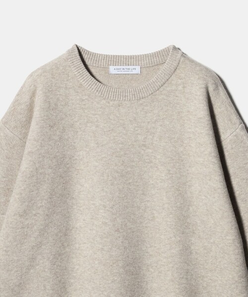 A DAY IN THE LIFE UNITED ARROWS（アデイインザライフユナイテッドアローズ）の「スムース クルーネックニット＜A DAY IN THE LIFE＞（ニット/セーター・レディース・ナチュラル/グレー系/ブラック/レッド/イエロー/ケリーグリーン・FREE）」の22枚目の写真