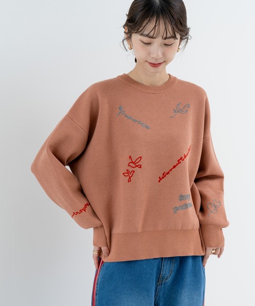 SABUROKU(サブロク)の「【SABUROKU】 遊び心のある 刺しゅう が目を引く 主役 ニット(ニット/セーター・レディース・オレンジ/ホワイト/チャコールグレー・M)」の3枚目の写真