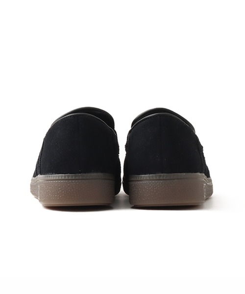 adidas(アディダス)の「adidas HANDBALL SPEZIAL LOAFER W / アディダス ハンドボール スペツィアル ローファー W(スニーカー・レディース・ブラック・23.5cm/23.0cm/25.0cm/24.5cm/24.0cm/22.5cm/28.5cm/28.0cm/27.5cm/27.0cm/26.5cm/26.0cm/25.5cm/29.0cm/30.0cm)」の3枚目の写真