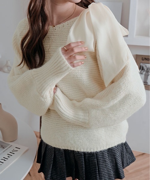 herlipto ホワイトオフショルダーリボンニット SLY（スライ） ニット セーター ONE SHOULDER RIBBON KNIT TOPS ワン