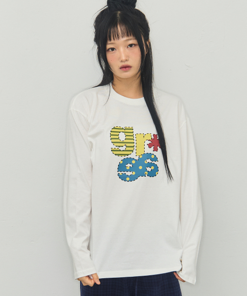 GRAVER（グレーバー）の「[ユニセックス]GRAE-S ロングスリーブTシャツ_3カラー（Tシャツ/カットソー・レディース・ホワイト/ブラック/チャコール・MEDIUM/LARGE）」の6枚目の写真