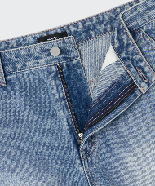 MUSINSA STANDARD（ムシンサスタンダード）の「ビッグブラシカーペンターバミューダデニムパンツ[ライトインディゴ]（デニムパンツ・メンズ・その他・38/32/31/26/27/30/34/33/42/36/40/28/29）」の4枚目の写真