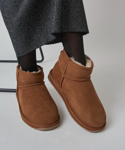 EMU Australia(エミューオーストラリア)の「【EMU Australia】Double-Face Sheep-Skin Boots W10937(ブーツ・レディース・ベージュ/ブラック・22cm/23cm/24cm/25/26cm)」の3枚目の写真