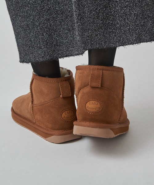 EMU Australia(エミューオーストラリア)の「【EMU Australia】Double-Face Sheep-Skin Boots W10937(ブーツ・レディース・ベージュ/ブラック・22cm/23cm/24cm/25/26cm)」の7枚目の写真