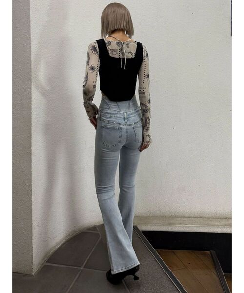 EMODA（エモダ）の「ストラップシアートップス（Tシャツ/カットソー・レディース・ブラック/ベージュ/ネイビー/ホワイト・FREE）」の5枚目の写真