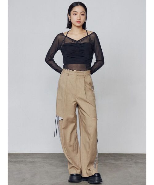 EMODA（エモダ）の「ストラップシアートップス（Tシャツ/カットソー・レディース・ブラック/ベージュ/ネイビー/ホワイト・FREE）」の19枚目の写真