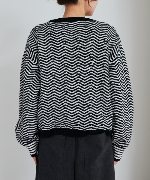 PUAL CE CIN（ピュアルセシン）の「ヘリンボーン編みニットカーディガン（カーディガン/ボレロ・レディース・ブラック系・FREE）」の11枚目の写真