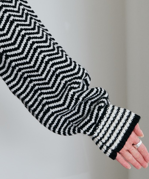 PUAL CE CIN（ピュアルセシン）の「ヘリンボーン編みニットカーディガン（カーディガン/ボレロ・レディース・ブラック系・FREE）」の13枚目の写真