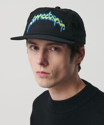 POT MEETS POP（ポットミーツポップ）の「＜POT MEETS POP＞ロゴ グラフィック 刺繍 キャップ（キャップ）」